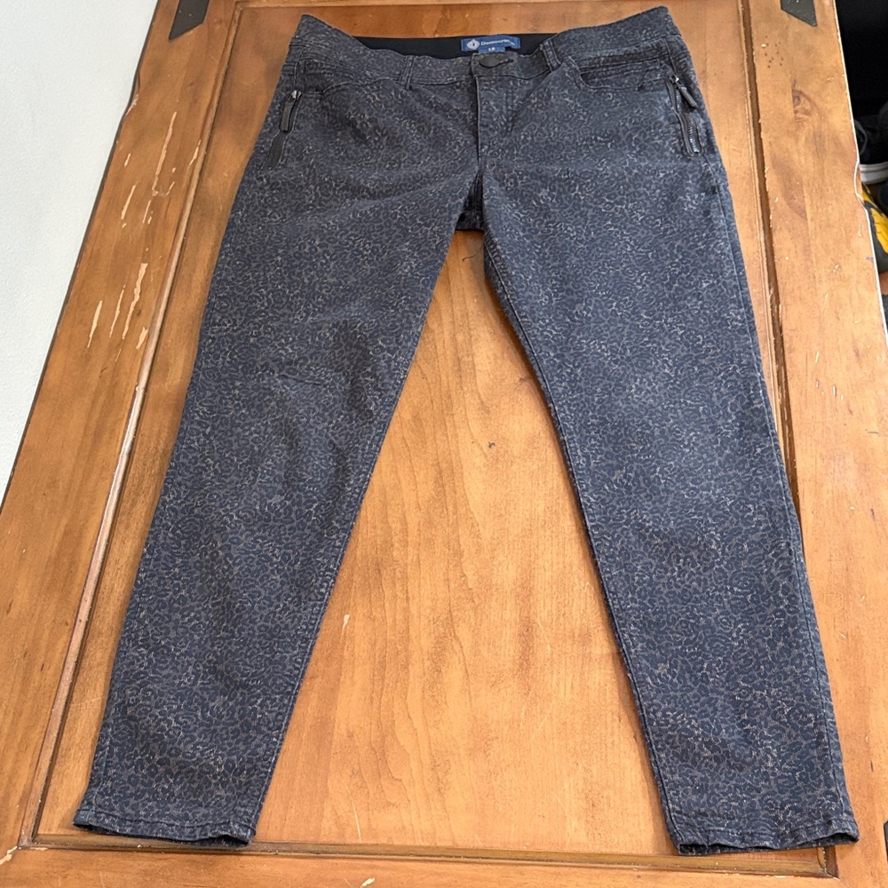 Democracy Absolution Patterned Pants Size 12 - image 1